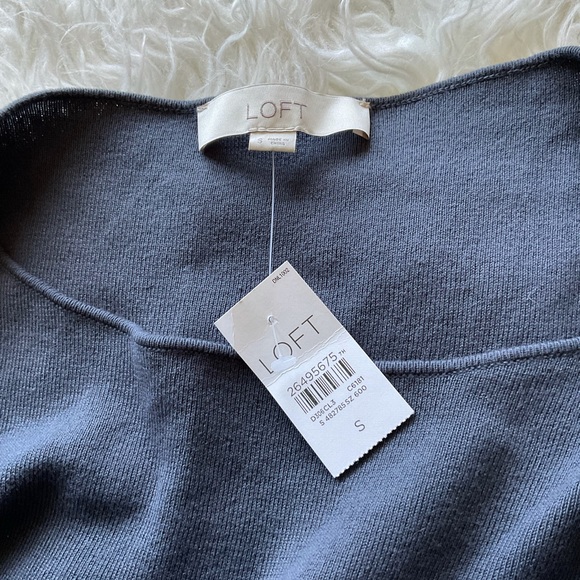 🆕Loft‎ Boatneck Ruffle Sleeve Light Sweater - Picture 3 of 6